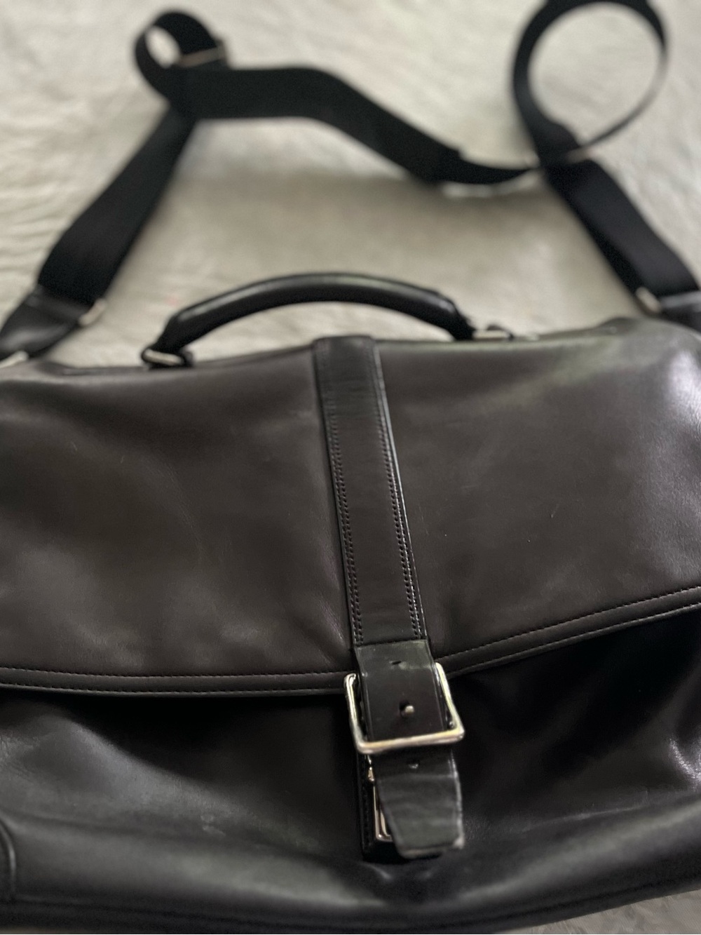 Men's Coach Black Leather Messenger Bag - Classic Professional Carry
